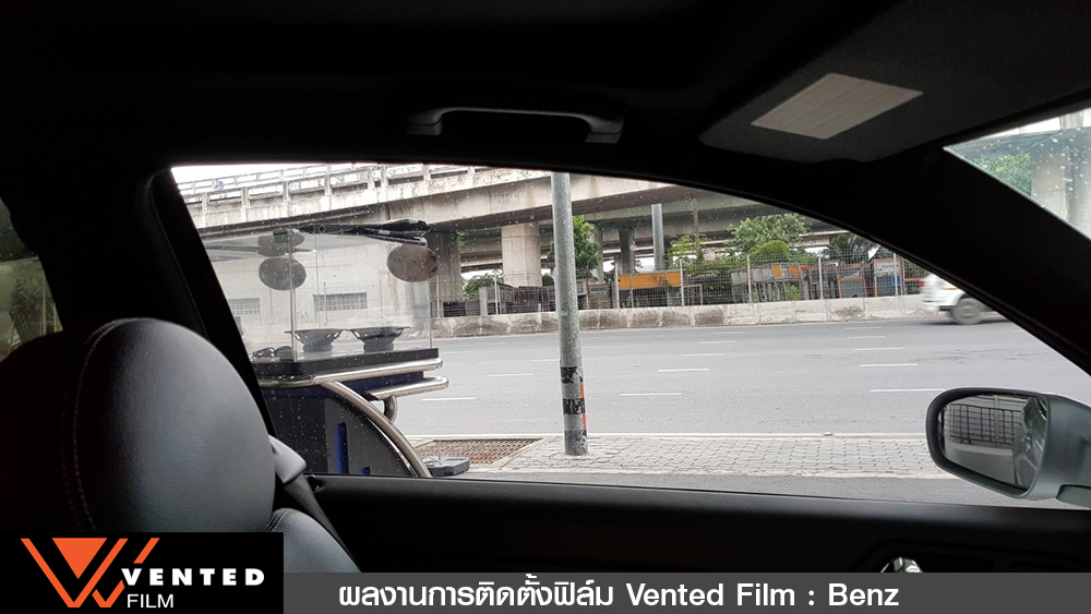 ฟิล์มติดรถยนต์ vented benz05